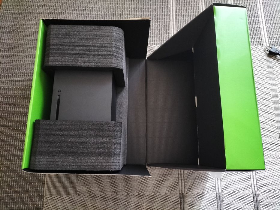 XBOX Series X 1TB