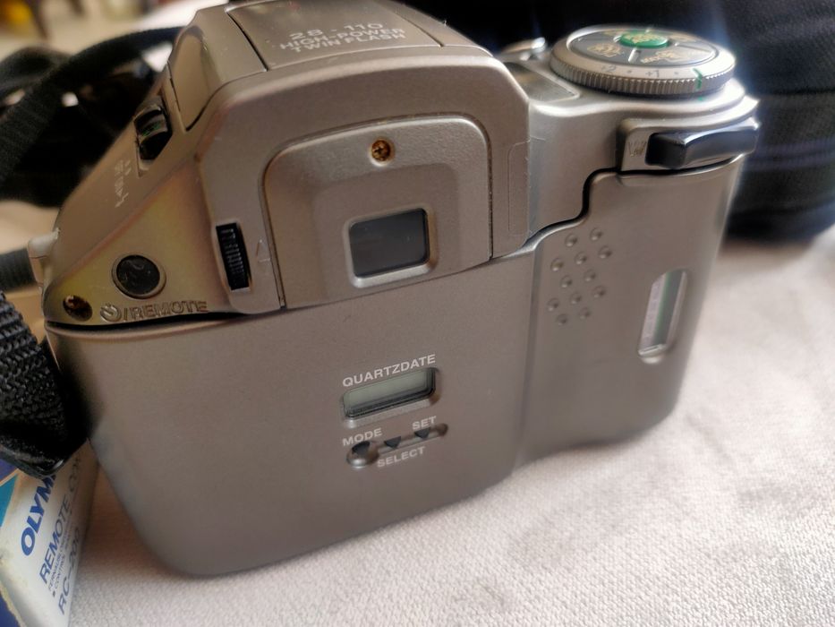 Aparat fotograficzny Olympus IS-300 made in Japan