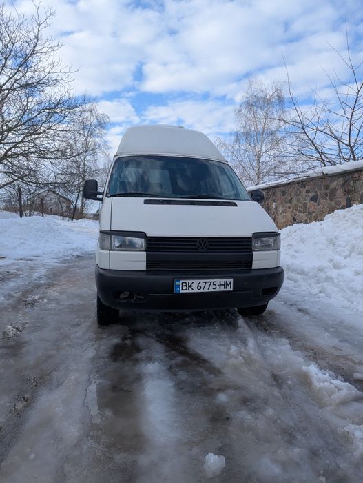 Продам Volkswagen T4 груз- пас  2.4D