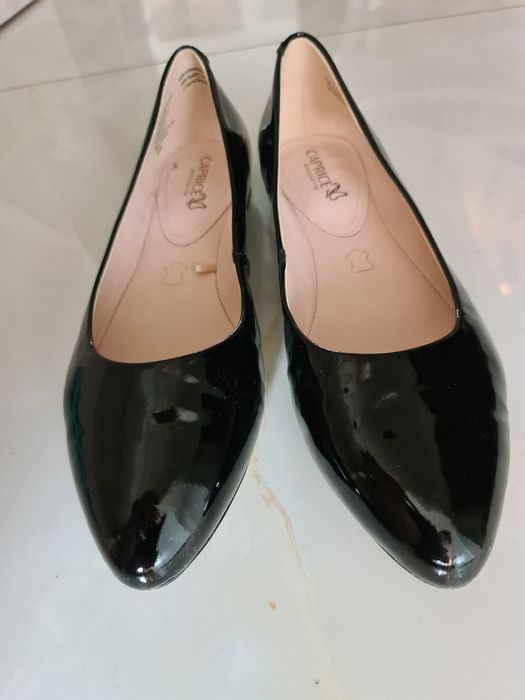 Nowe buty baleriny damskie 39 skóra Caprice
