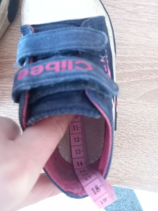 Trampki granatowe 22