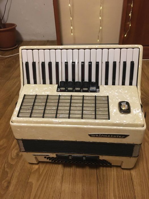 Аккордион, weltmeister в хорошем состояние