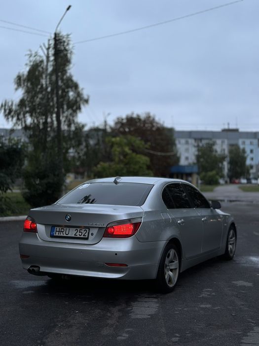 Продам BMW e60 525