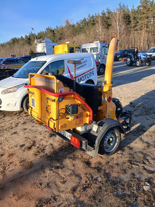 Rębak gałęzi rozdrabniacz wypożyczalnia