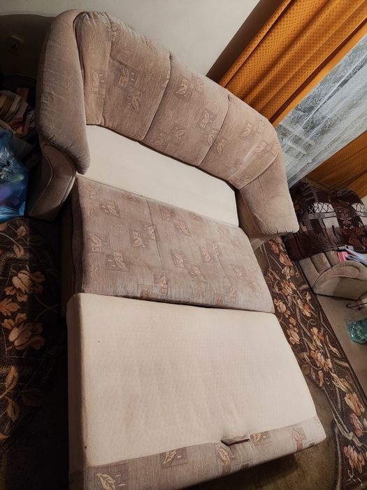 Sofa oddam za darmo
