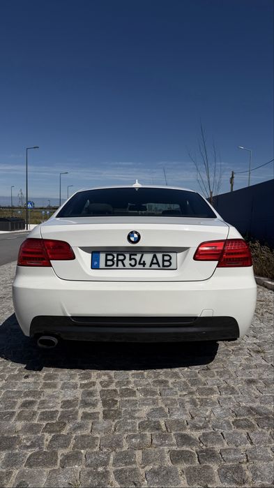 BMW E92 320i Coupé Pack M • 184cv