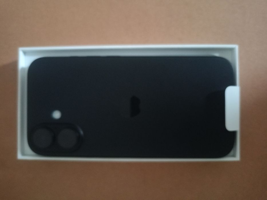 Sprzedam Iphone 16 Dobry stan
