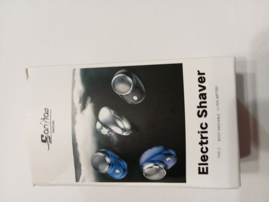 Машинка для удаления катышек