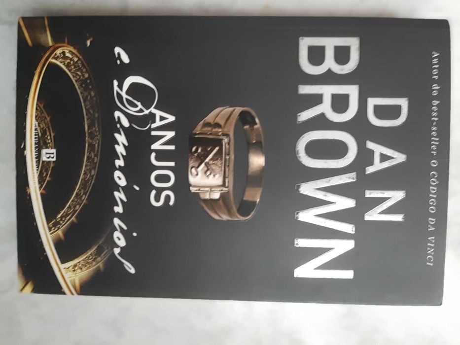 Livro "Anjos e Demónios"-Dan Brown