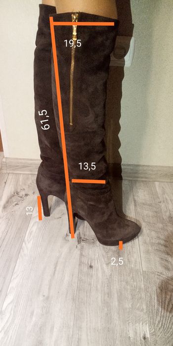 Жіночі чоботи 37 розмір