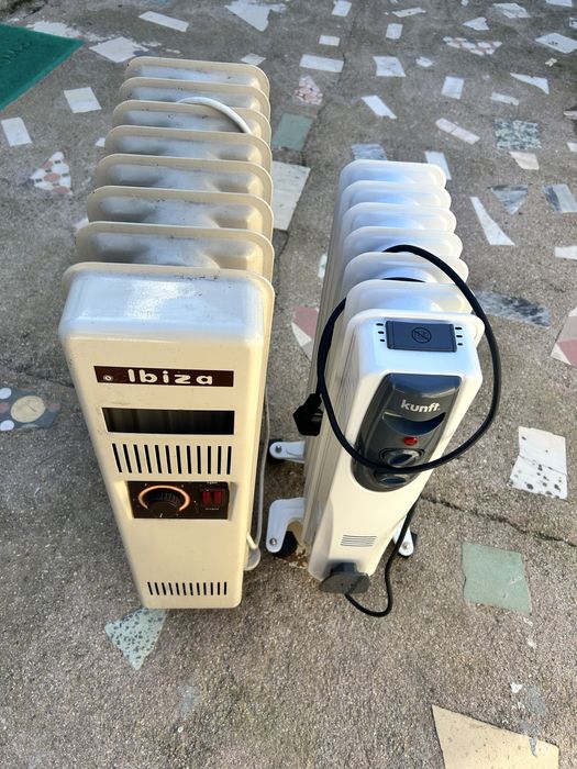 Dois aquecedores a oleo