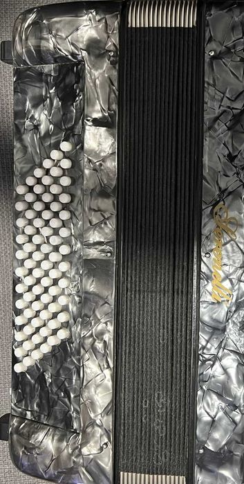 Acordeão de Teclas à 3ª Voz - Semi Novo