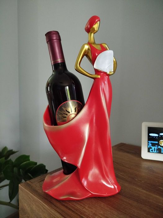 Elegancki stojak na wino