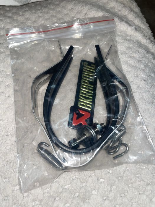 Вихлопна (акропович) діаметер 51мм, модель карбон (370*105мм)