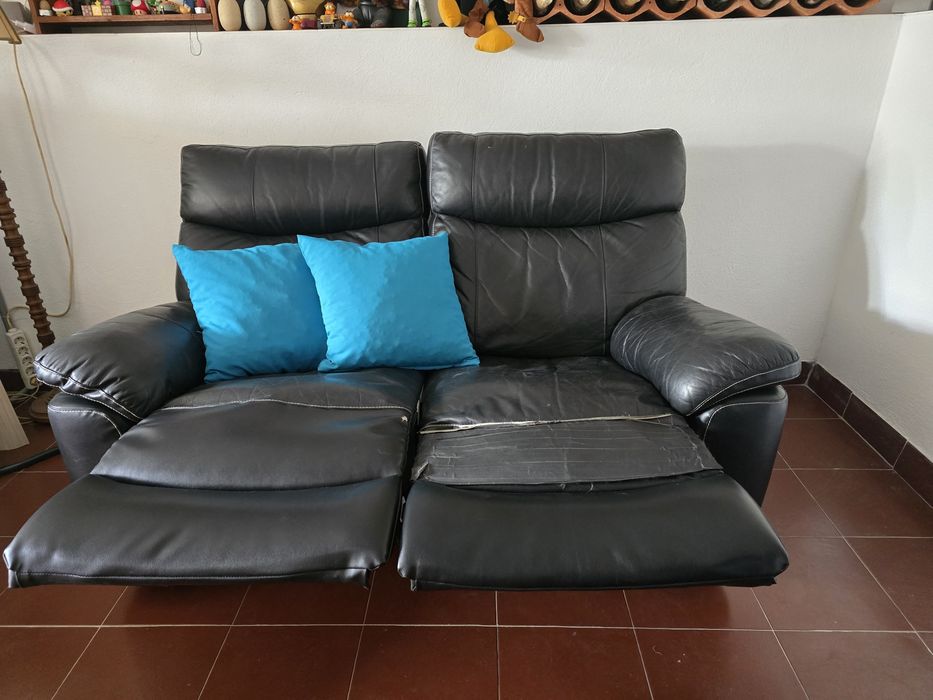 Sofá 2 lugares reclináveis