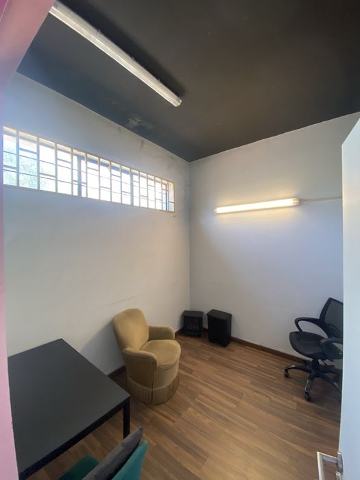 Espaço para Tatuador, Nail Designer ou Profissional de Estética – Dentro de Barbearia