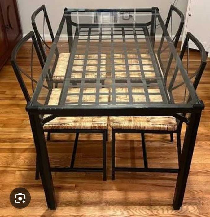 Mesa Ikea + 4 cadeiras