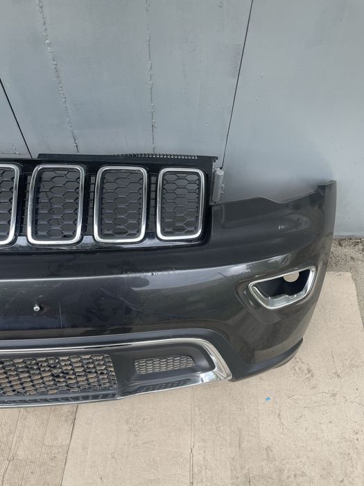 Бампер Jeep Grand Cherokee 2016-2022