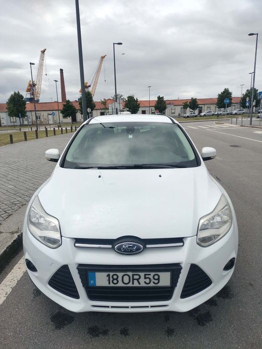 Ford Focus 1.6 TDCI 2014 - Económico - Bom estado