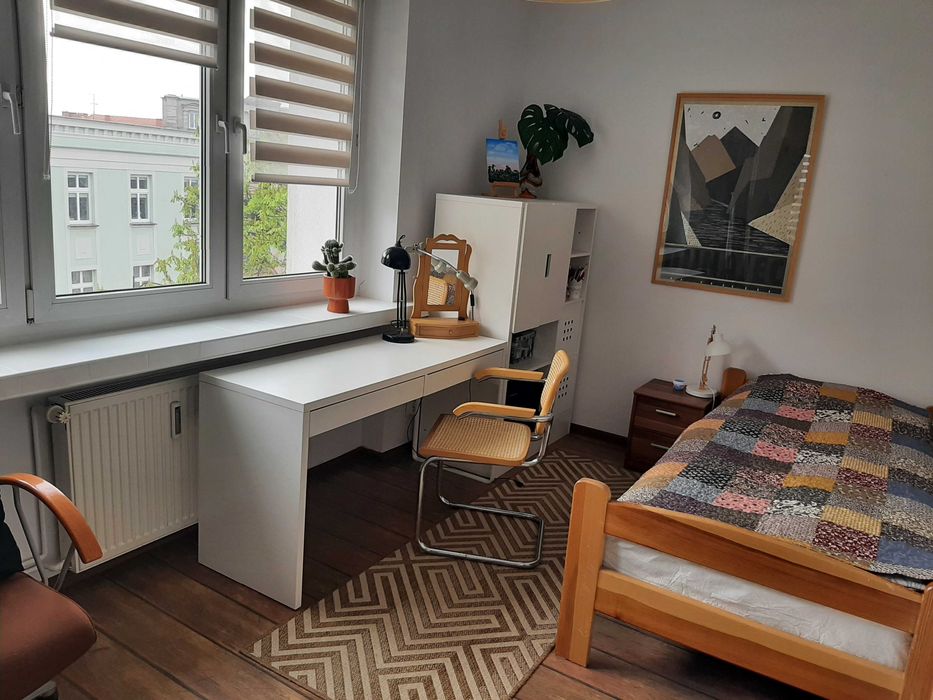 2 pokoje, blok w ścisłym centrum, parking zamknięty, gotowe do wprowadzenia
