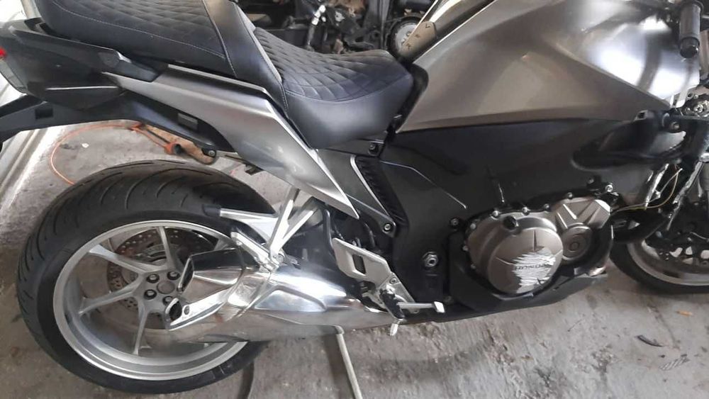 Części Honda VFR 1200 Rok 2011