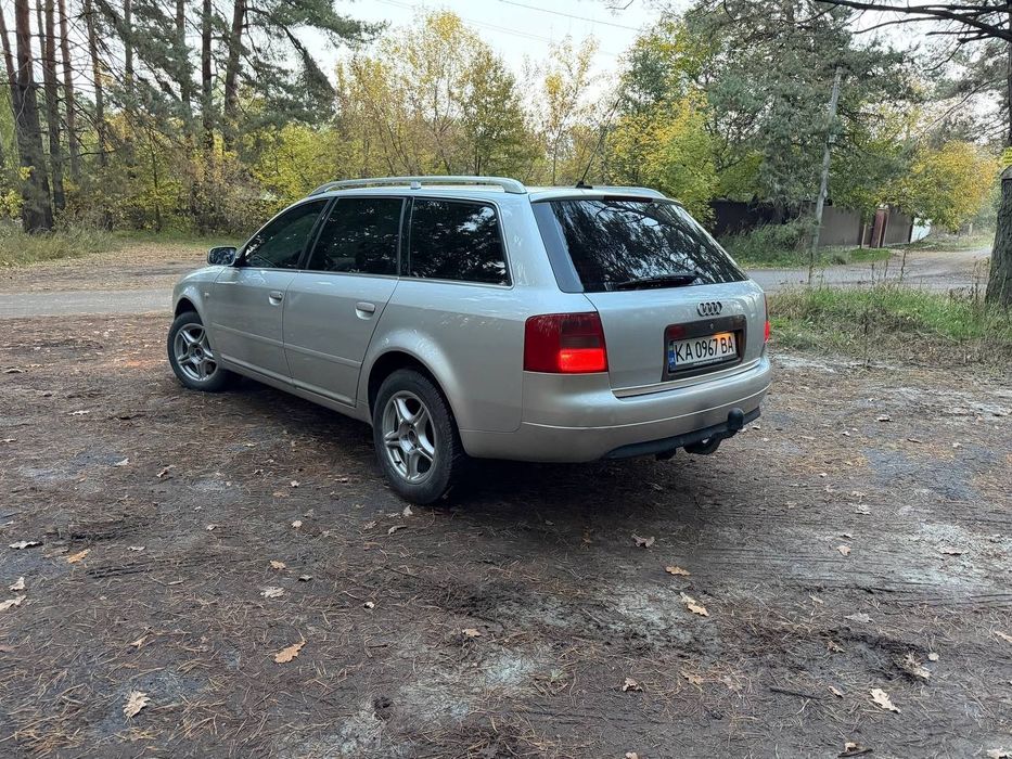 Audi A6 2001 рік. 2,5 дизель кпп автомат