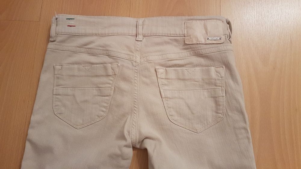 Calça Diesel rapaz tamanho 27