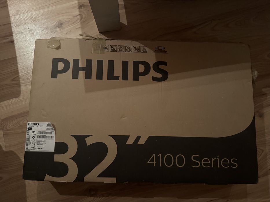 Telewizor Phillips 32PHT4112  Nowy