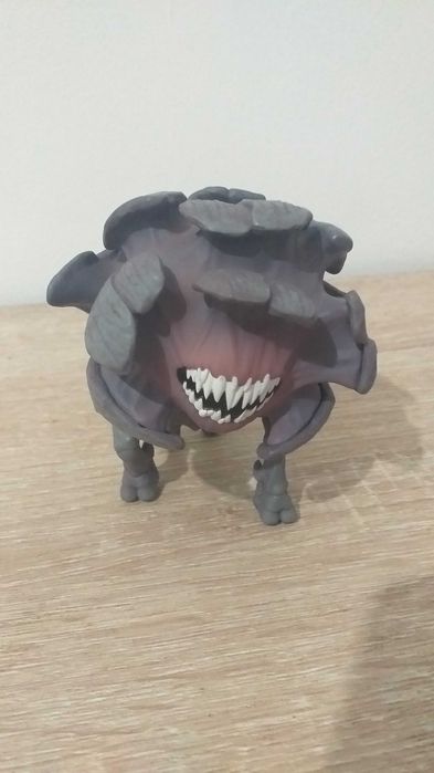 Funko POP Figure "A Quiet Place Monster"64752181666049120