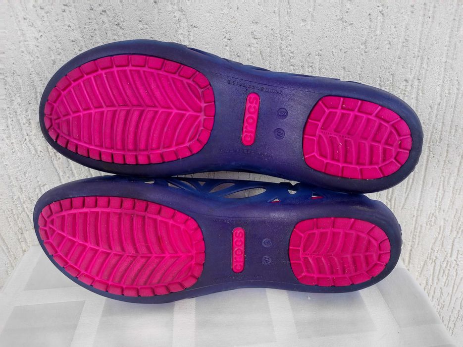 Балетки,босоножки Crocs iconic comfort р.39