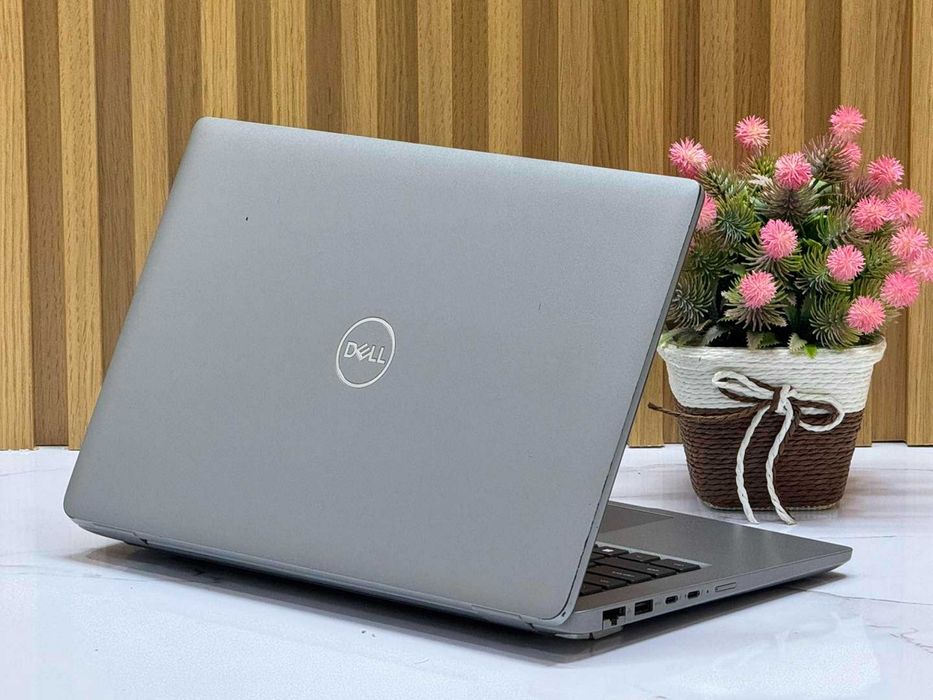 Dell Latitude 14" i5-1245U/16GB/256Nvme linha Profissional