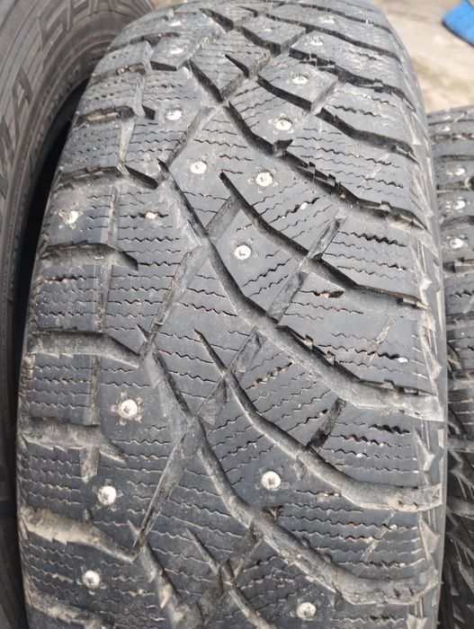 Резина зимняя шипованая 175/70R14 84T