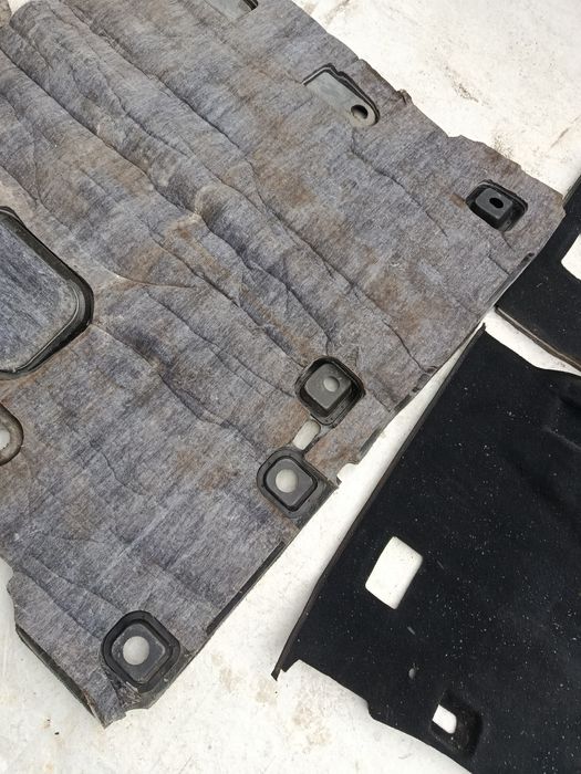 110 тис.км ковёр килим Hyundai H1 2010 напольное покрытие