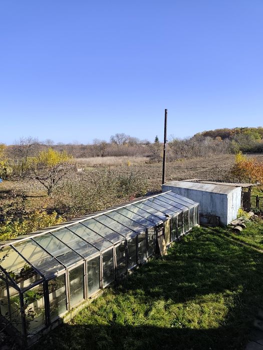 Терміновий продаж будинку біля лісу