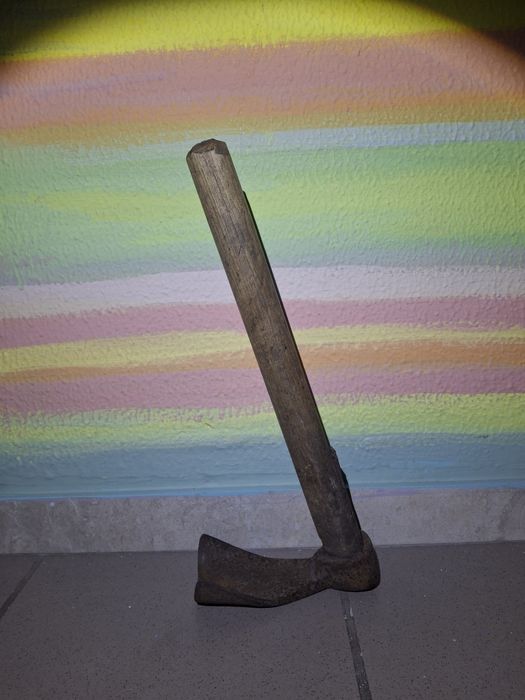 Топор тесло 700грн