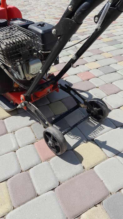 Віброплита (трамбовка)