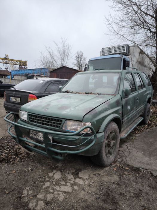 Розбираю Opel fromtera a 2.8 дизель