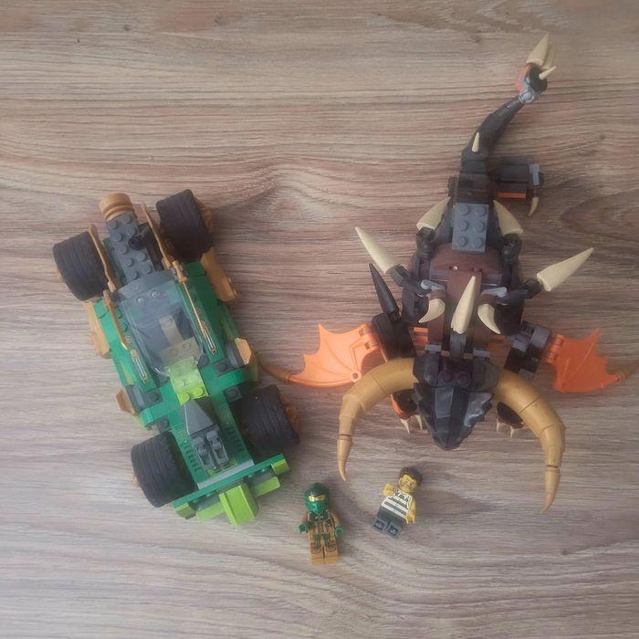 Pojazd ninjago+ smok +2 ninja