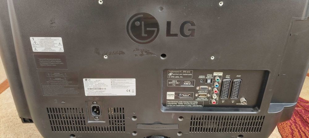 Zestaw telewizor LG 26LD320 + dekoder DVB-T2 Zenwire + antena Vivanco