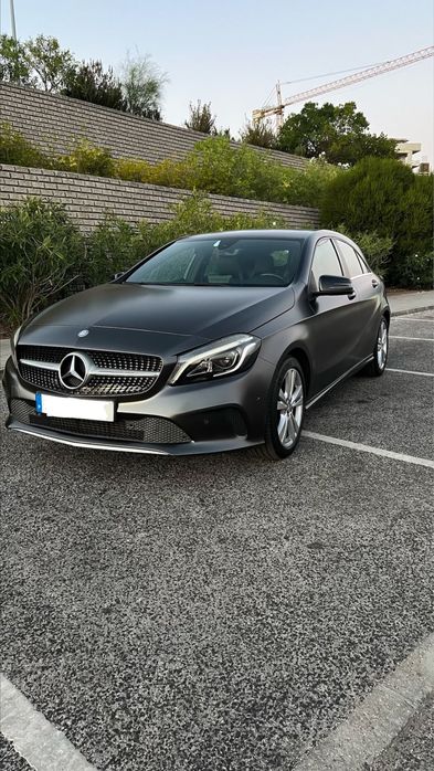 Mercedes-Benz A180d   7G-DCT Urban | Caixa Automática