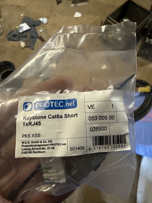 Gniazdo RJ45 keystone cat 6a short