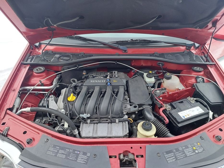 Продаётся дачия логан 1.6