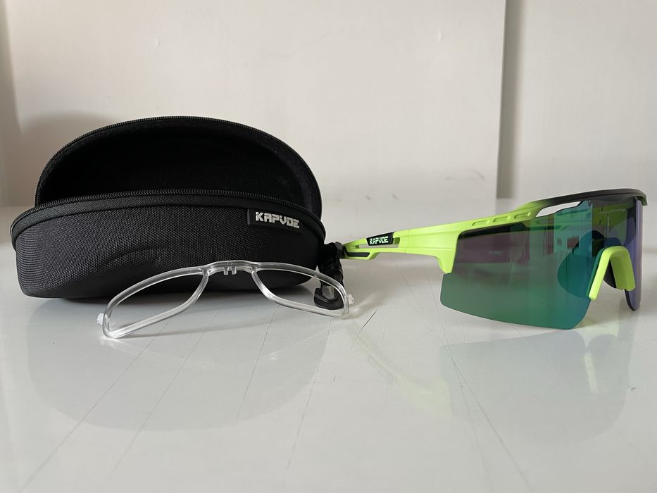 Oculos de ciclismo ou corrida novos