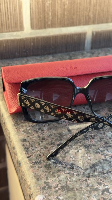 Сонцезахисні окуляри GUESS оригінал