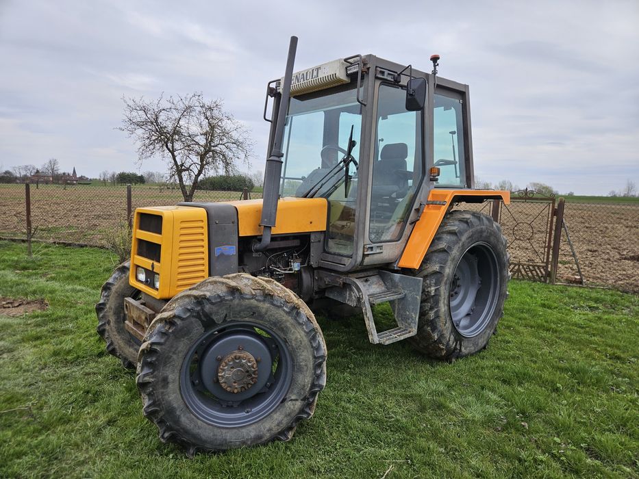 Renault 7514 4x4 po dużym serwisie sprawny