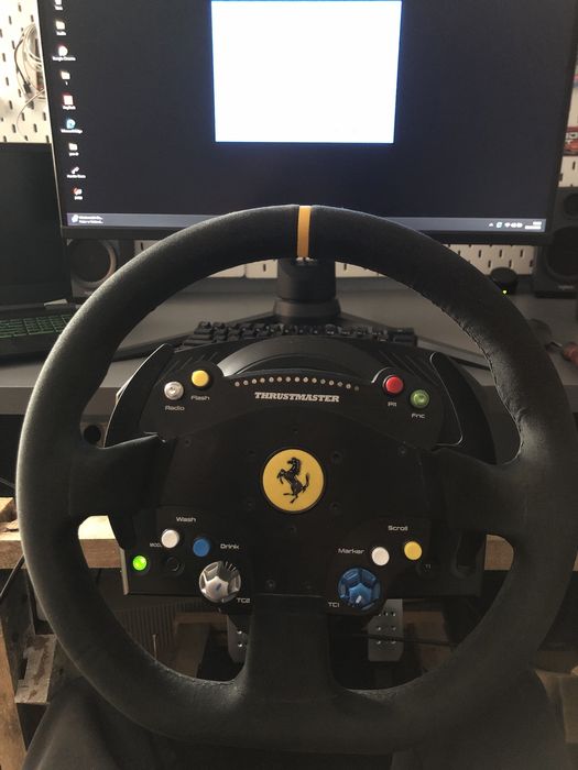 Thrustmaster TS-PC racer z kierownica ferrari 488