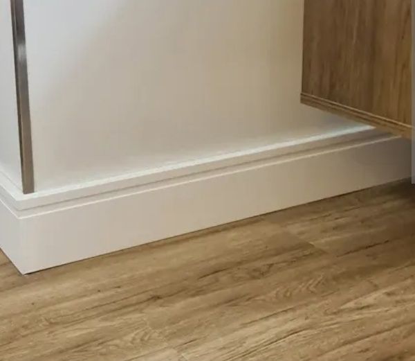 Instalaçao de rodape