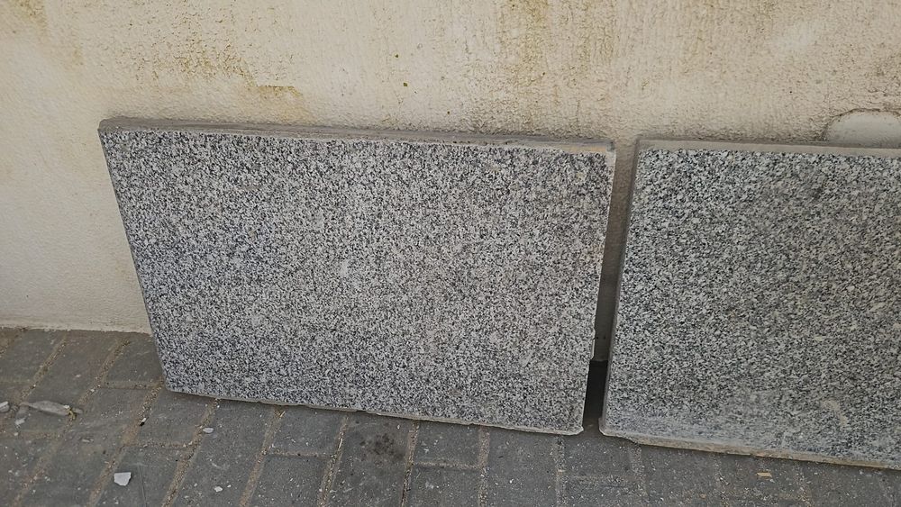 Pedras de granito e de mármore