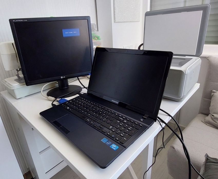 Portátil Samsung, impressora e fax HP, monitor LG - Regresso às aulas