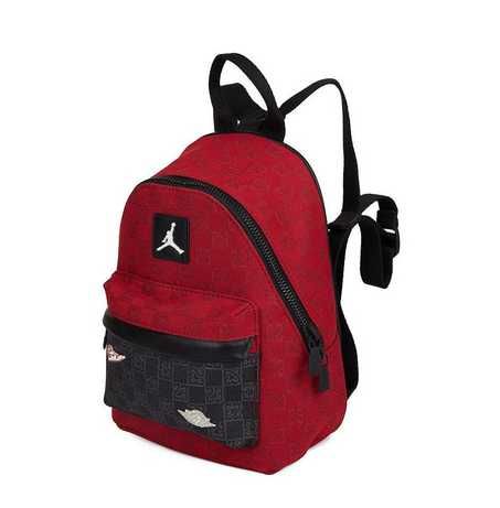 Stylowy Mini Plecak Jordan – Streetwearowy Must-Have